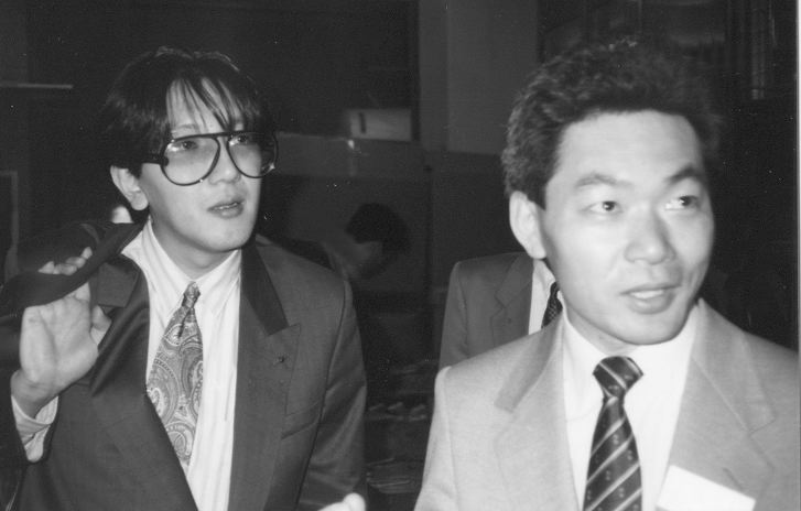 73: Kazuo Yamazaki, studiebes�k fr�n Japan (agent/f�rs�ljare), Monteringen