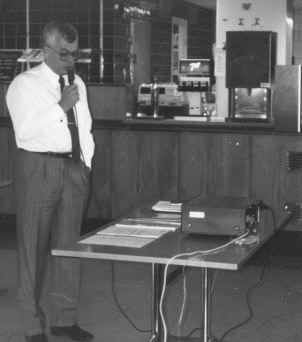 86: Arne Fors, gravtal i Matsalen