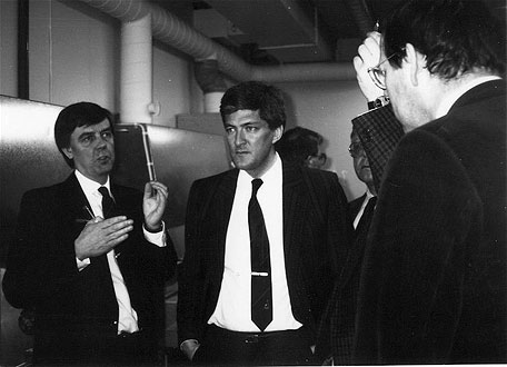 144: G�sta Olsson, S�derhamns Kommunaln�mnd, diskussion om specialglastillverkning